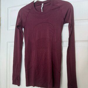 Lululemon Swiftly Tech Long Sleeved Shirt